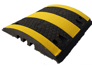 Ochraniacz kabli podrzutowy z tworzywa z recyklingu 440 x 500 x 70 mm