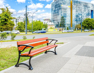 Ławka miejska Baltic z podłokietnikiem