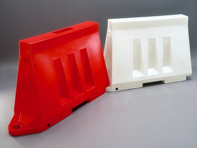 Połączone separatory drogowe