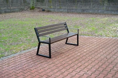 976125b31efab70533254e2d9b5ffada